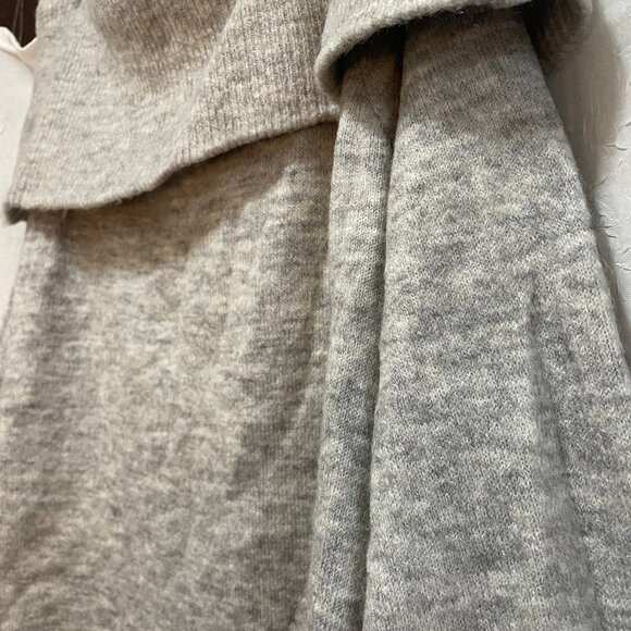 Grey Off-the-Shoulder Sweater - Picture 3 of 5